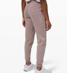 SOLD-Lululemon Scuba Jogger Heathered Violet